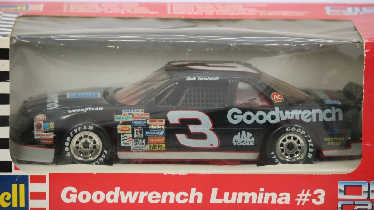 Revell Dale Earnhardt Diecast Racing Cars 1991 Vehicle Year for