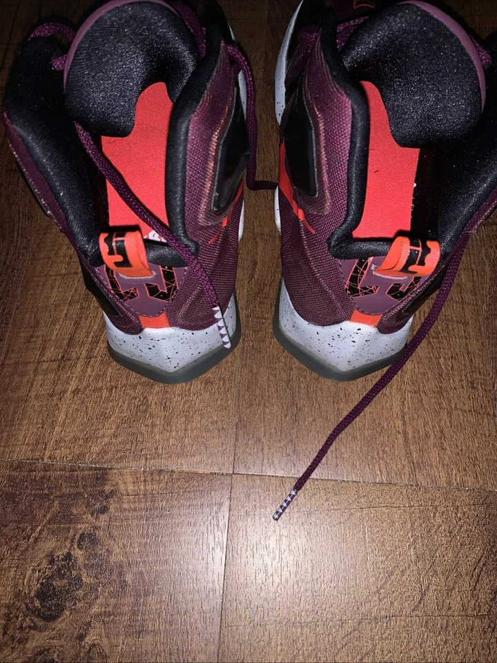 LeBron 13 Mulberry Size 10 - Imagem 4 de 4