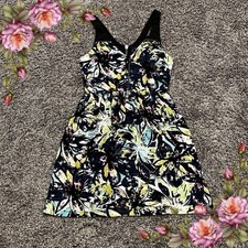 Sleeveless floral summer dress