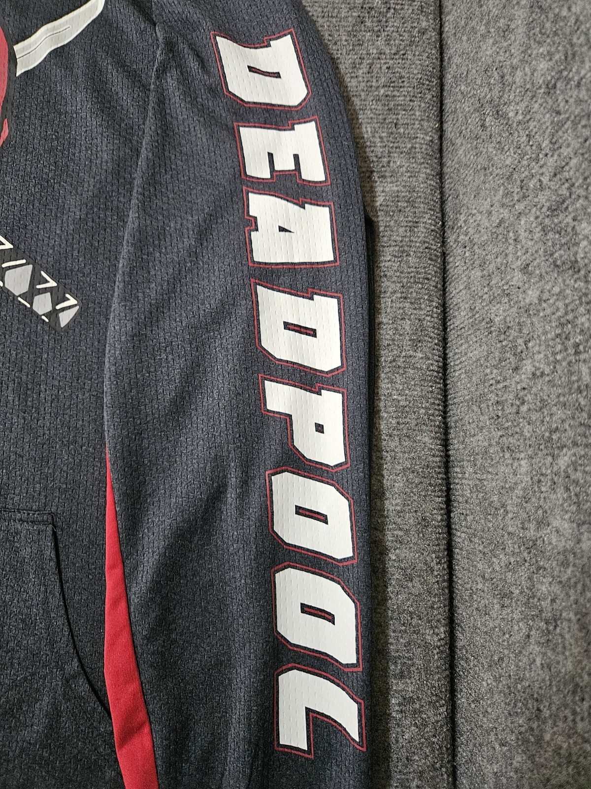 Marvel Deadpool Lightweight Grey Pullover Hoodie … - image 2