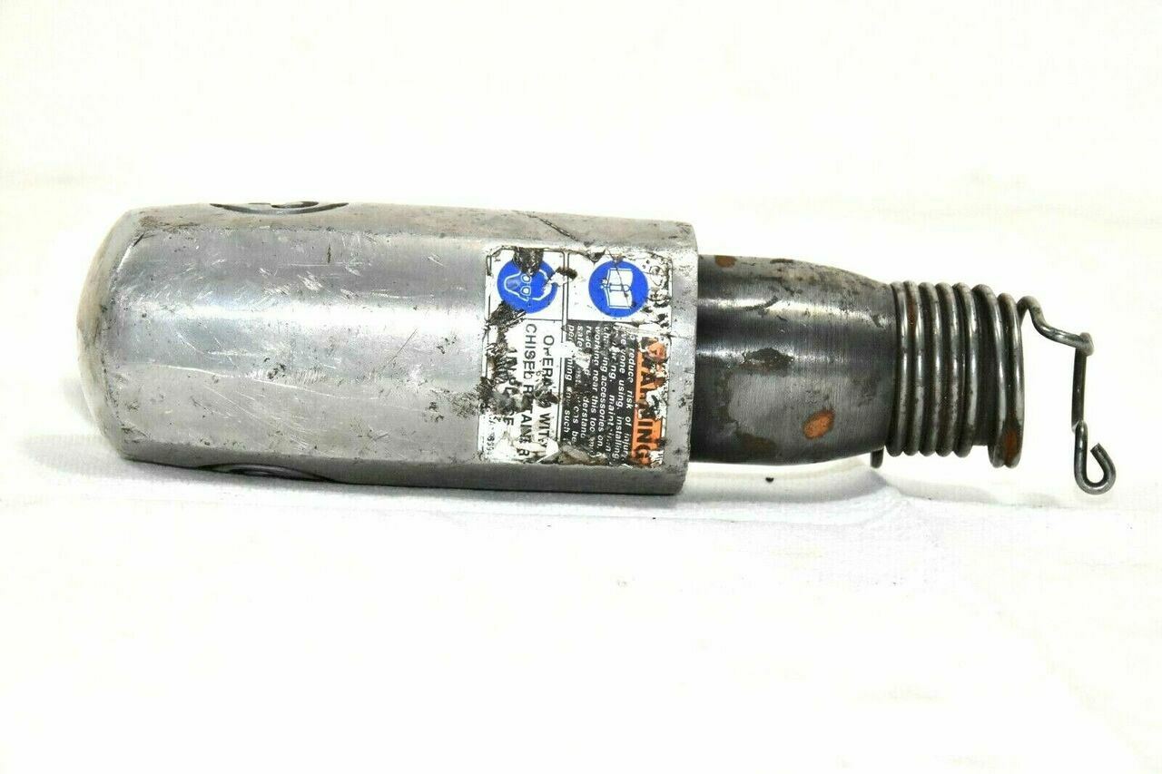 CHICAGO PNEUMATIC C711 ZIP GUN AIR HAMMER WITH RETAINER SPRING. 90PSIG