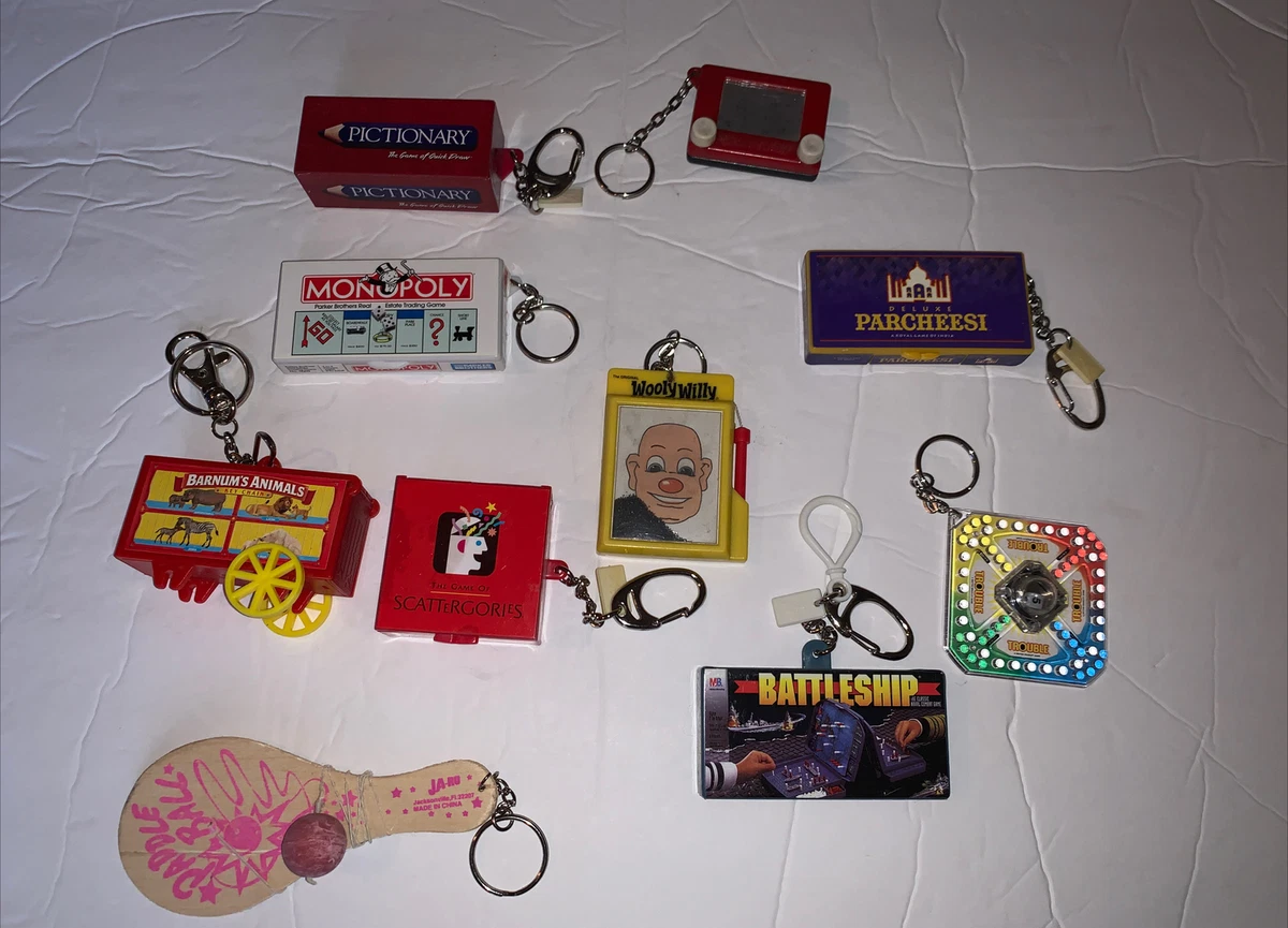 Lot ￼Of 10 Vtg Basic Fun Board game Keychain 90’s/ 00’s Pictionary,Trouble  ,etc