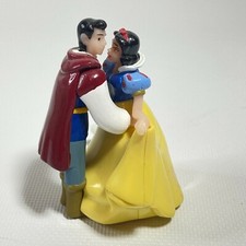 Snow White & Prince Charming Dancing Wind-up ...