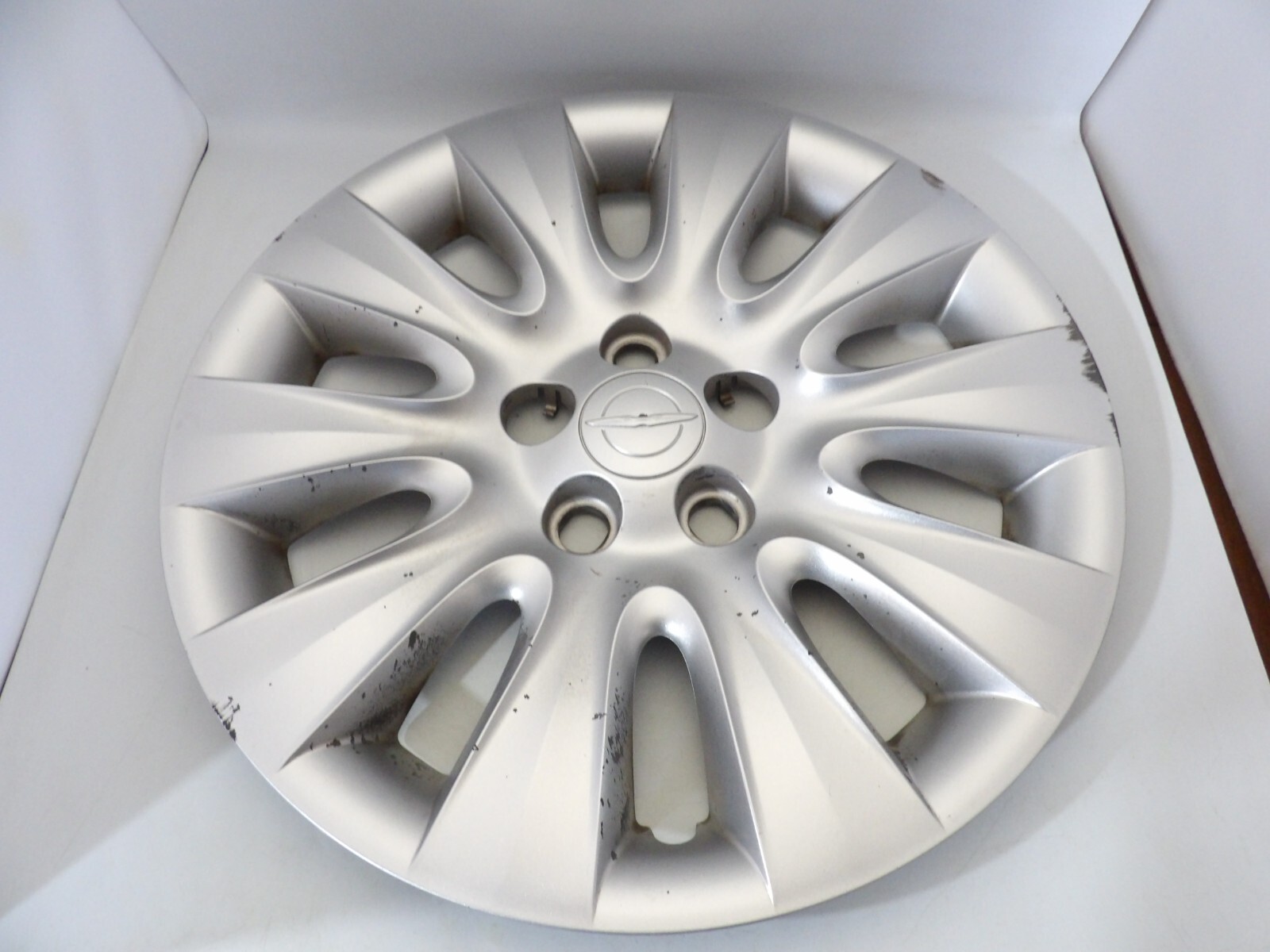 OEM 2011 2012 2013 - 2014 CHRYSLER 200 17”  wheel cover hubcap  P/N 1SZ55TRMAB