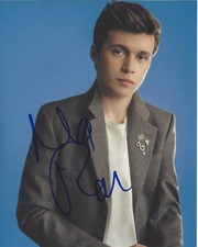 NICK ROBINSON HAND SIGNED AUTHENTIC 'JURASSIC WORLD' 8X10 PHOTO 2 w/COA ACTOR 