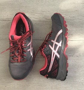 tenis asics gel sonoma 3