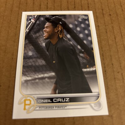 2022 Topps PHOTO VARIATION Oneil Cruz RC #537 Batting Cage Pirates Card (e9)