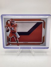 2025 Panini National Treasures Collegiate Trevor Lawrence Gold /10 Patch