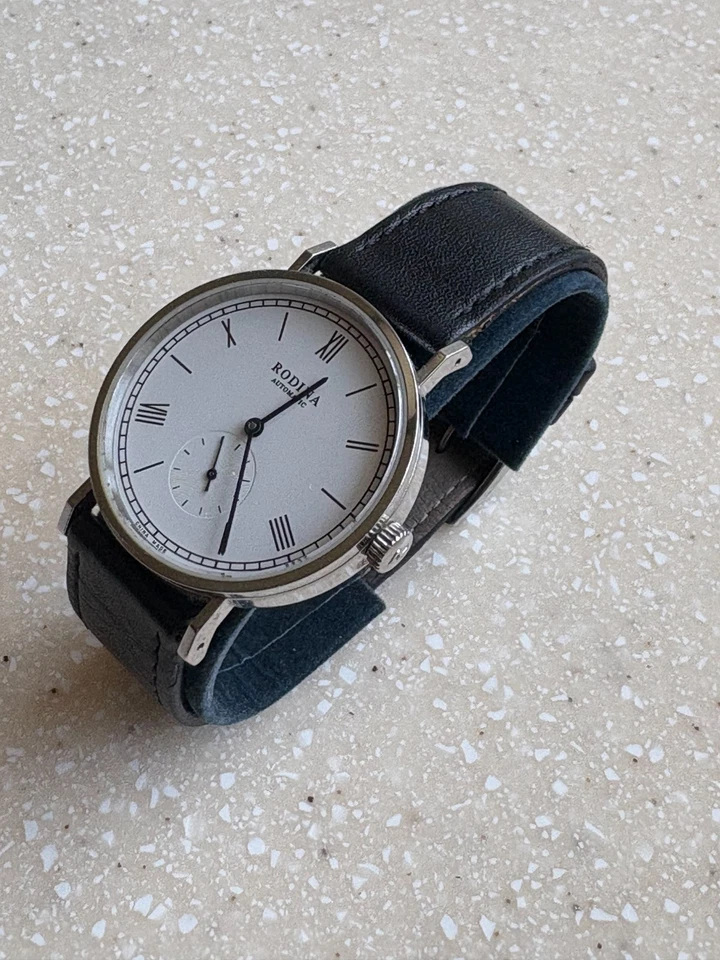 Reloj Automático Rodina R005 5ATM Resistente al Agua Simple Mínimo 38mm Foto 4 de 4