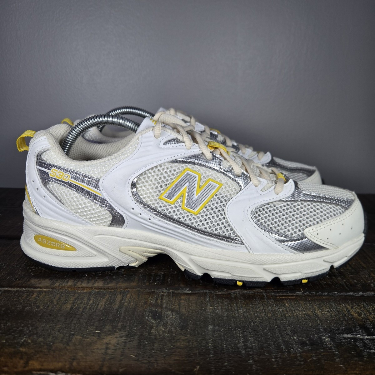 New Balance 530 Mens Size D Running Shoes MR530SY White Yellow