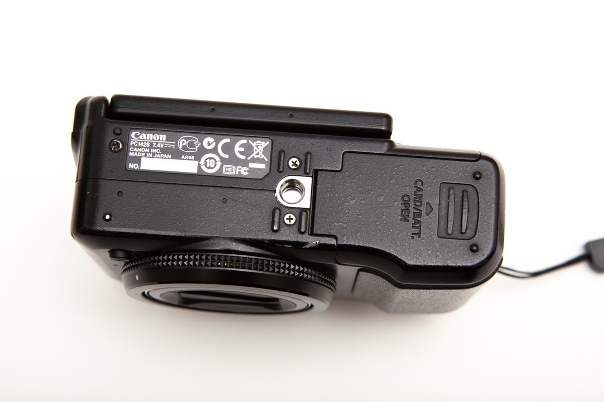 Canon PowerShot G11 本体と付属品 Amazon | Canon デジタルカメラ