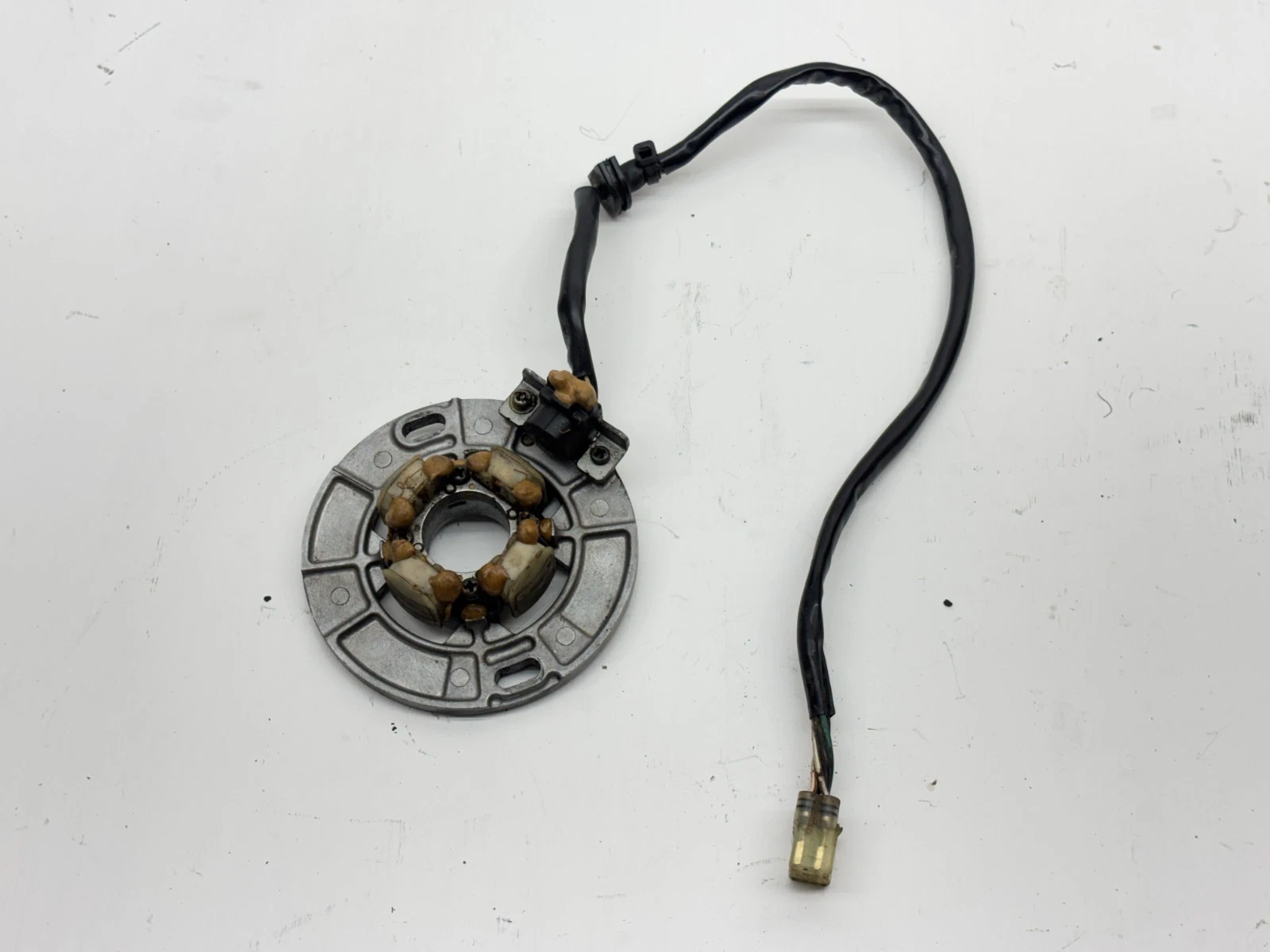 2004 Yamaha YZ85 Stator Magneto Coil Alternator Generator OEM 5PA-85560-03-00