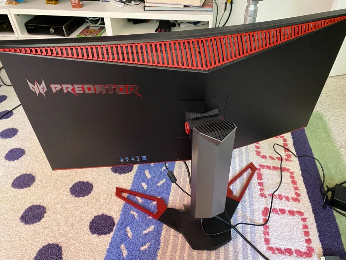 Acer Predator Z35 | 200HZ | 35-in Curved Monitor | Excellent condition |