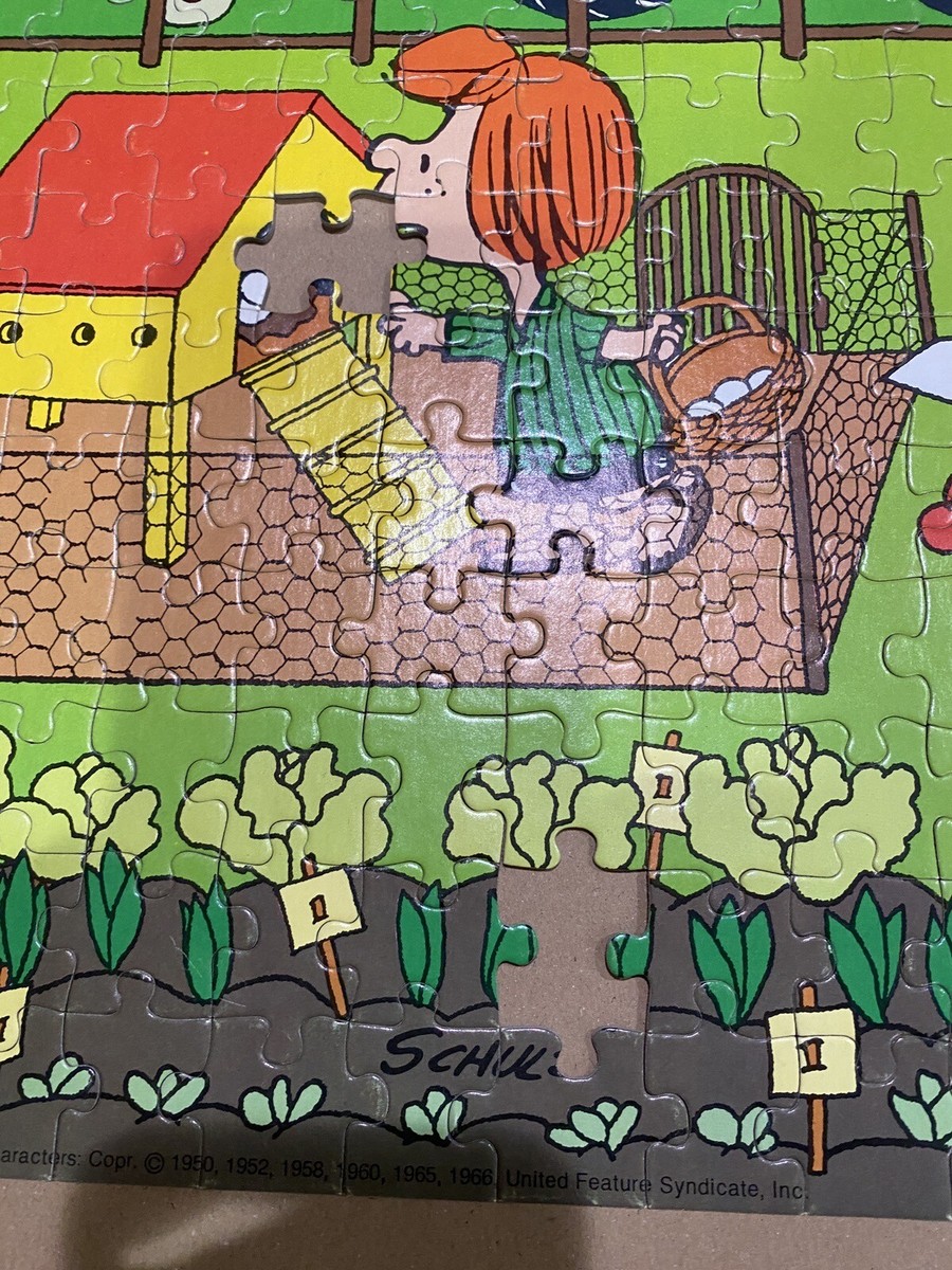 Vintage 1966 Milton Bradley Peanuts Farm 250pc Jigsaw Puzzle (3