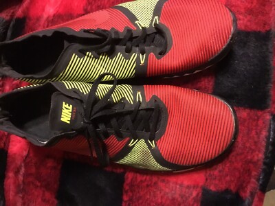 Nike Mens Free Trainer V4 Black Red Volt Training Shoes Size