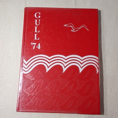 Yearbook for 1974 Raymond Washington Vintage, New (not written-in)Classic Annual