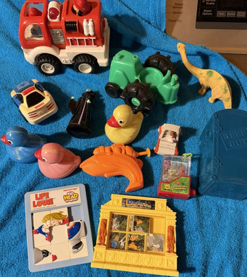 Vintage 1995- 1998 Happy Meal Toys, Little People, Viacom Nic Mixed Lot 10+