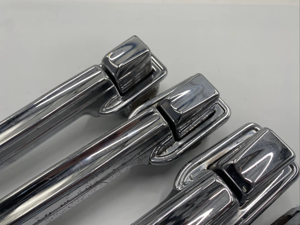 71-95 Chevrolet G10 G20 Van Door Handle Set Of 4 OEM 335741 **FLAWS READ** - Image 3 of 4