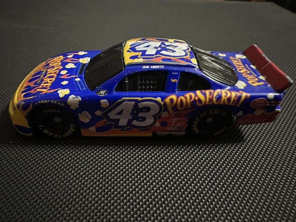 Coche de promoción Nascar Pop Secret #43 Richard Petty escala 1/64 sellado Foto 3 de 4