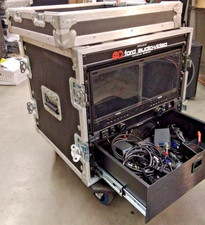 Portable Dual Rack-Mounted Color Dual Monitor System