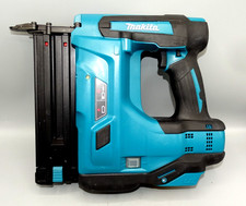 Makita 18V LXT Lithium-Ion 18-Gauge Cordless Brad Nailer (Tool-Only)