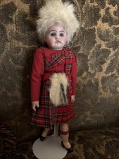 ANTIQUE D.K.O.P. GERMAN INTERNATIONAL SCOTTISH MINIATURE CABINET DOLL 10/0 D