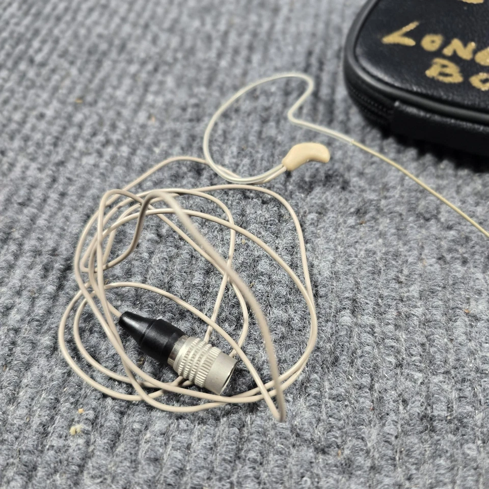 Audio-Technica Micrófono Usado para la Cabeza Pluma Larga con Estuche para Parabrisas Enchufe AT Foto 2 de 4