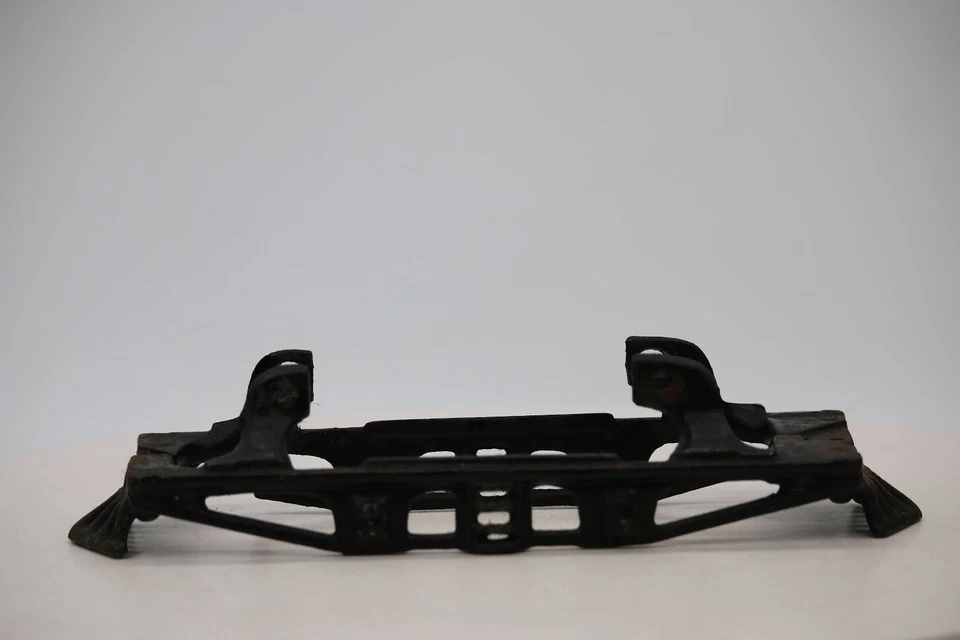 Ives O Gauge 3251 Engine Chassis for Prewar Part 1:48 Scale Frame Metal - Image 4 of 4