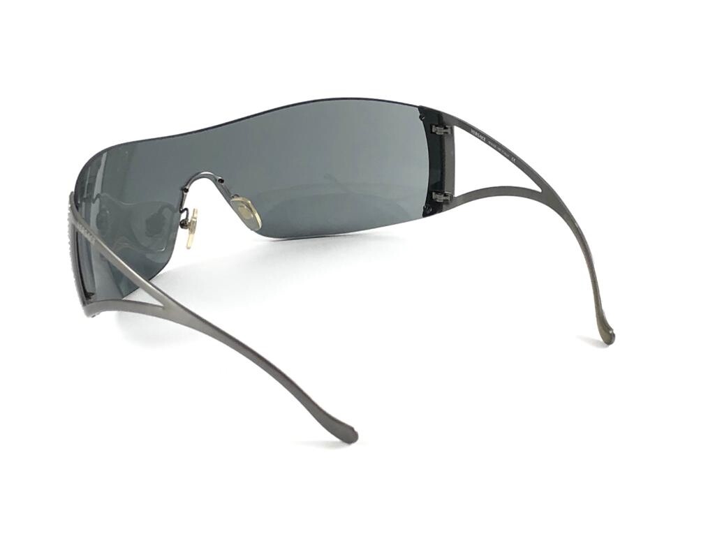 VINTAGE GIANNI VERSACE MOD 2034 RIMLESS SHIELD SUNGLASSES  display picture 2