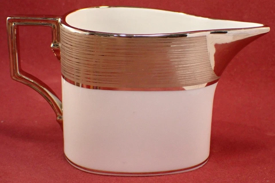 RICHARD GINORI GOLD PLATED LUNA MILK JUG / CREAMER ITALY UNUSED - Image 2 of 4