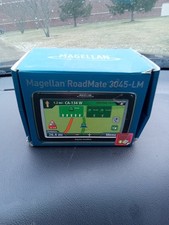 Magellan RoadMate 3045 Automotive Mountable