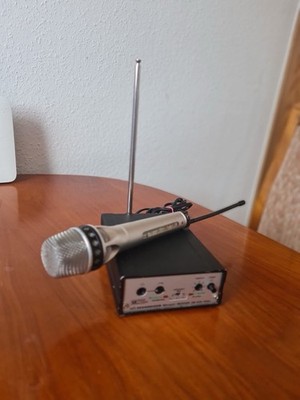 Sennheiser EM1005 Receiver with Handheld Transmitter   Professional Wireless Set