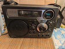 Panasonic RF-2600 World Band Radio AM/FM/SW1/SW2/SW3/SW4