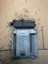 2010 2011 GMC Acadia Traverse  Engine Control Unit Module ECM ECU V9148 DG