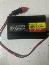 POWER INVERTER TRASFORMATORE DI CORRENTE PER AUTO DA 12V A 220V LAMPA 150W-300W