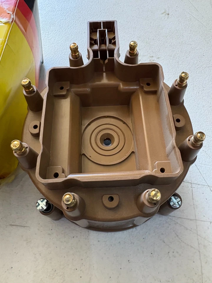 TAPA DISTRIBUIDORA ACCEL 120128 BRONCEADA PARA 1974-01984 HEI CHEVY BUICK OLD PONTIAC V8 Foto 2 de 4