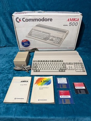 Commodore AMIGA 500 ''Chicken Lips'' OVP + Handbücher + Disketten -guter Zustand-
