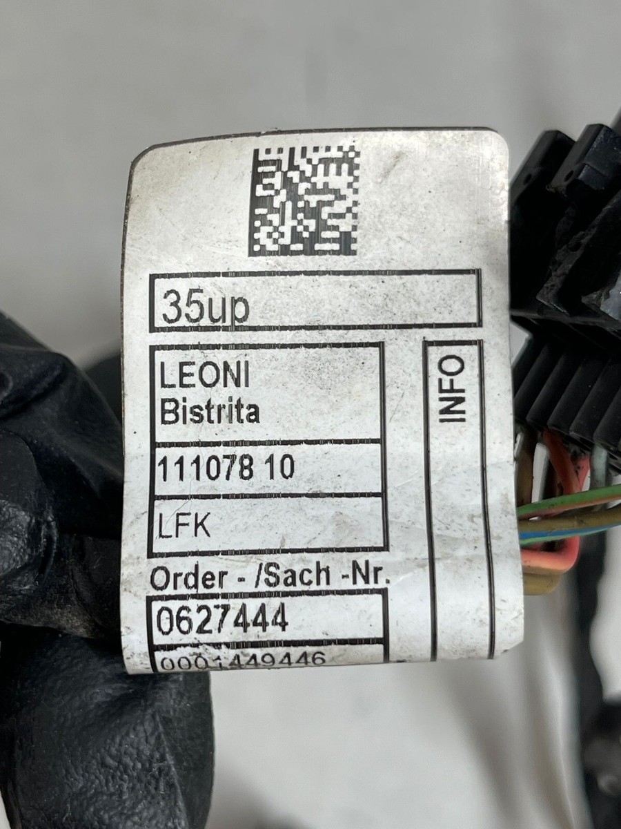 ✓ 16-19 BMW REAR BUMPER AND WIRE WIRING HARNESS CABLE 6836441 OEM  