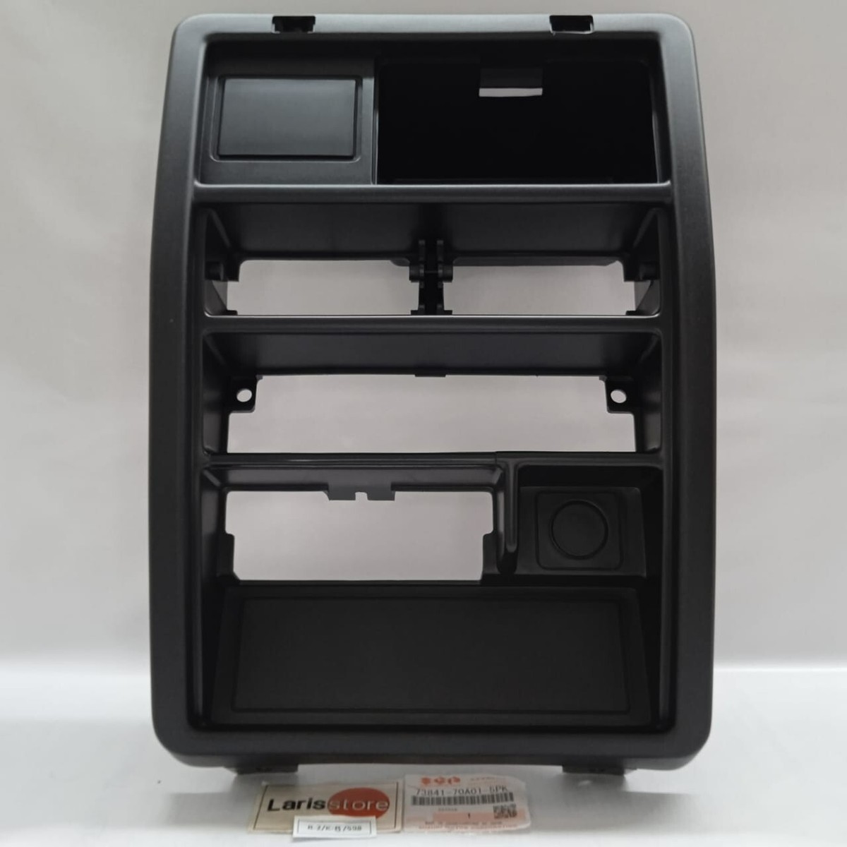 Suzuki Jimny Samurai Sierra Panel Console 73841-70A01-5PK NEW