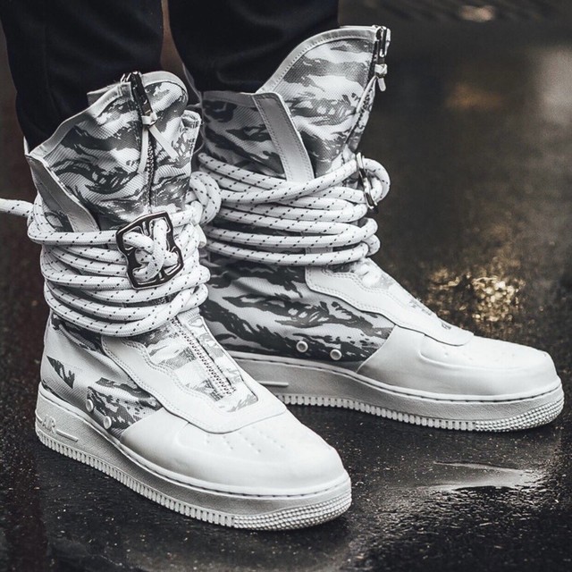 Nike Sf Air Force 1 High Winter Camo 
