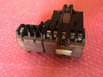 Telemecanique CA2-AN4 + CA2-AD4  110AA3   110/120V