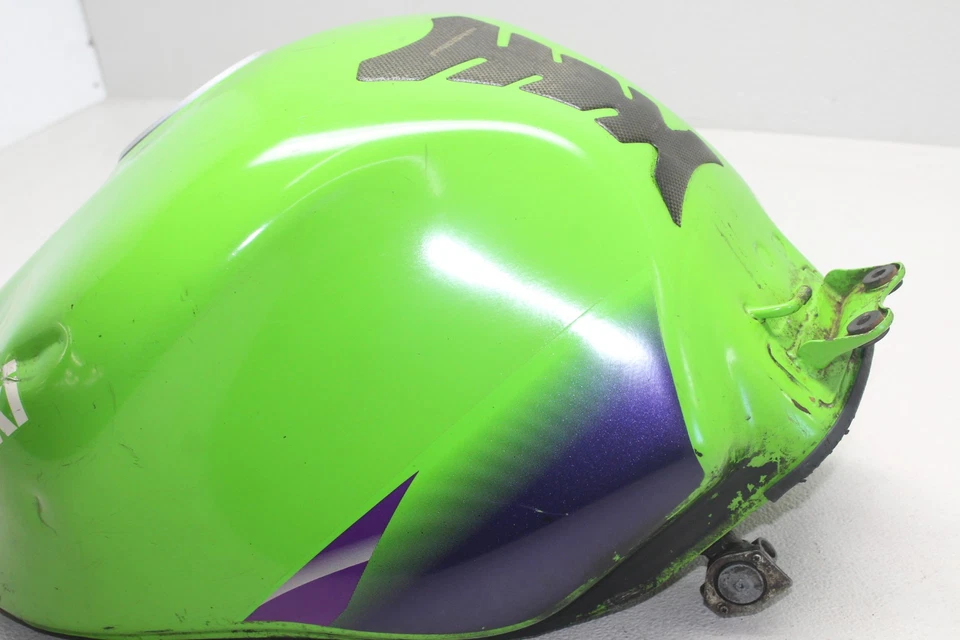 1998-1999 KAWASAKI NINJA ZX9R ZX-9R GAS TANK FUEL CELL PETROL RESERVOIR - Image 4 of 4