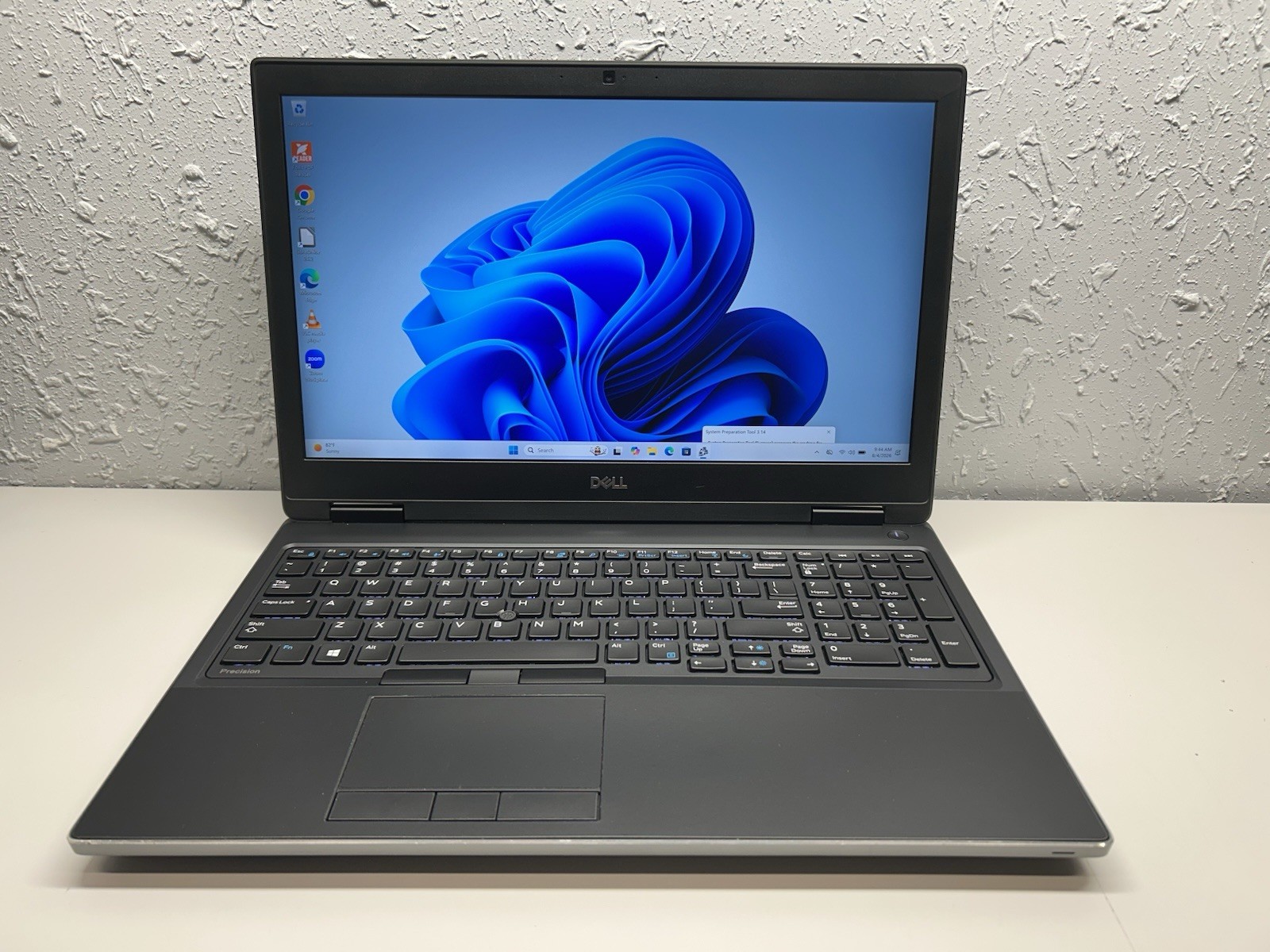 Dell Precision 7530, 15.6-Inch Laptop, with Intel Core i7 8th Gen., 6 GB SSD (Solid State Drive), Windows 11 Home