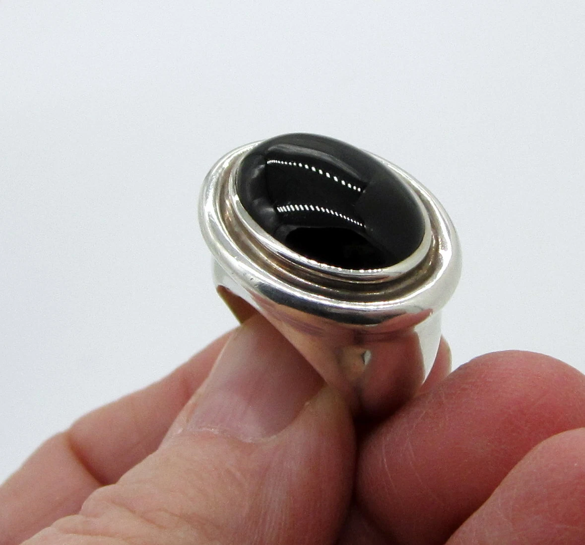Tiffany & Co. シルバーリング ブラックストーン付き Tiffany & Co. Sterling Silver Ring Black Gemstone Fine Rings for