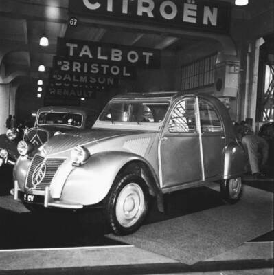 Geneva International Motor Show Switzerland 1952 Old Photo 2