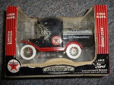 Gearbox Texaco 1912 Ford Oil Tanker Diecast Coin Bank 76608 NEW 