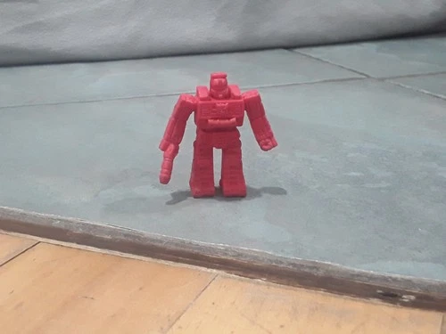 #44 BONECRUSHER RARE RED DECOY HASBRO VINTAGE 1987 TRANSFORMERS G1 ACTION FIGURE