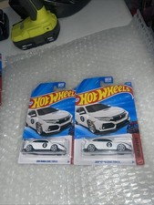 2026 Hot wheels '18 Honda Civic Type R Nightspeed White Lot Of 2