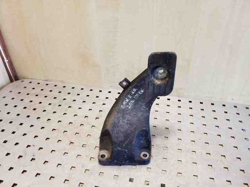 BMW 5 Touring E61 Motorhalter rechts 13807410 2.0 Diesel 130kw 2008 26091886