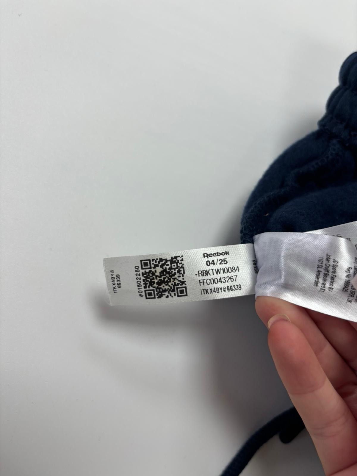 Women's Reebook Wide Leg Track Pants in Navy / Pink Size Medium New With Tags thumbnail 8